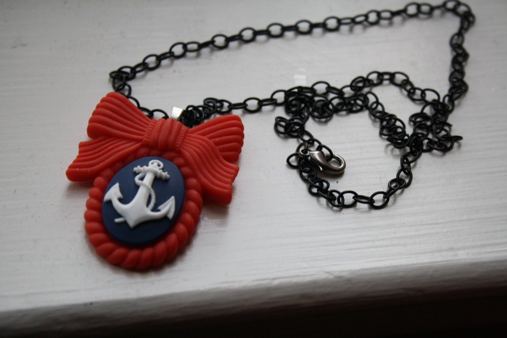 Rockabilly Bow and Anchor Cameo Necklace