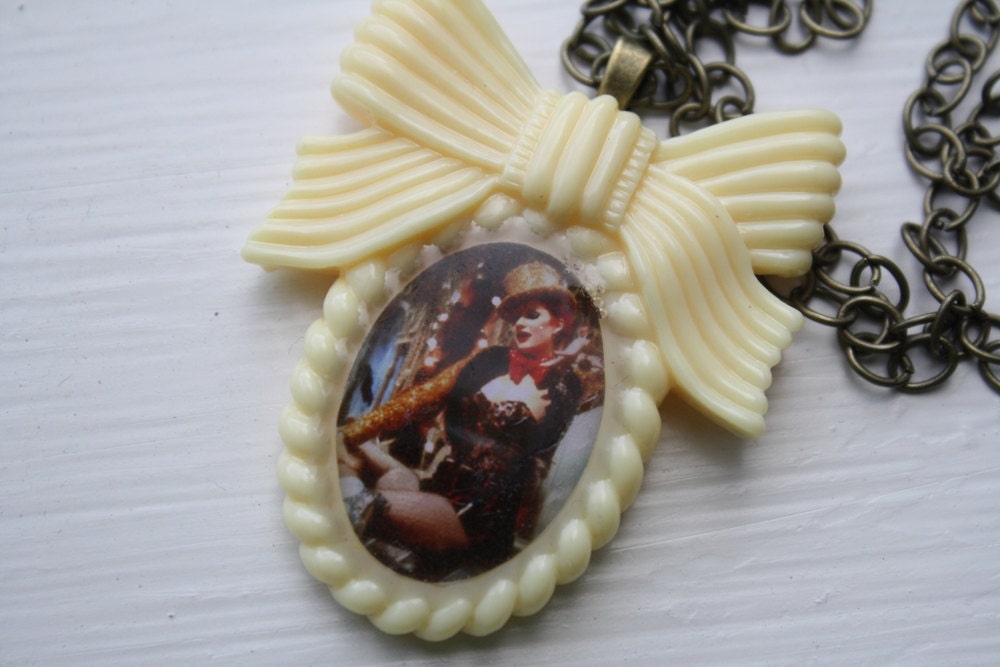 Hot Patootie Cutie Columbia Rocky Horror Picture Show Cameo Necklace