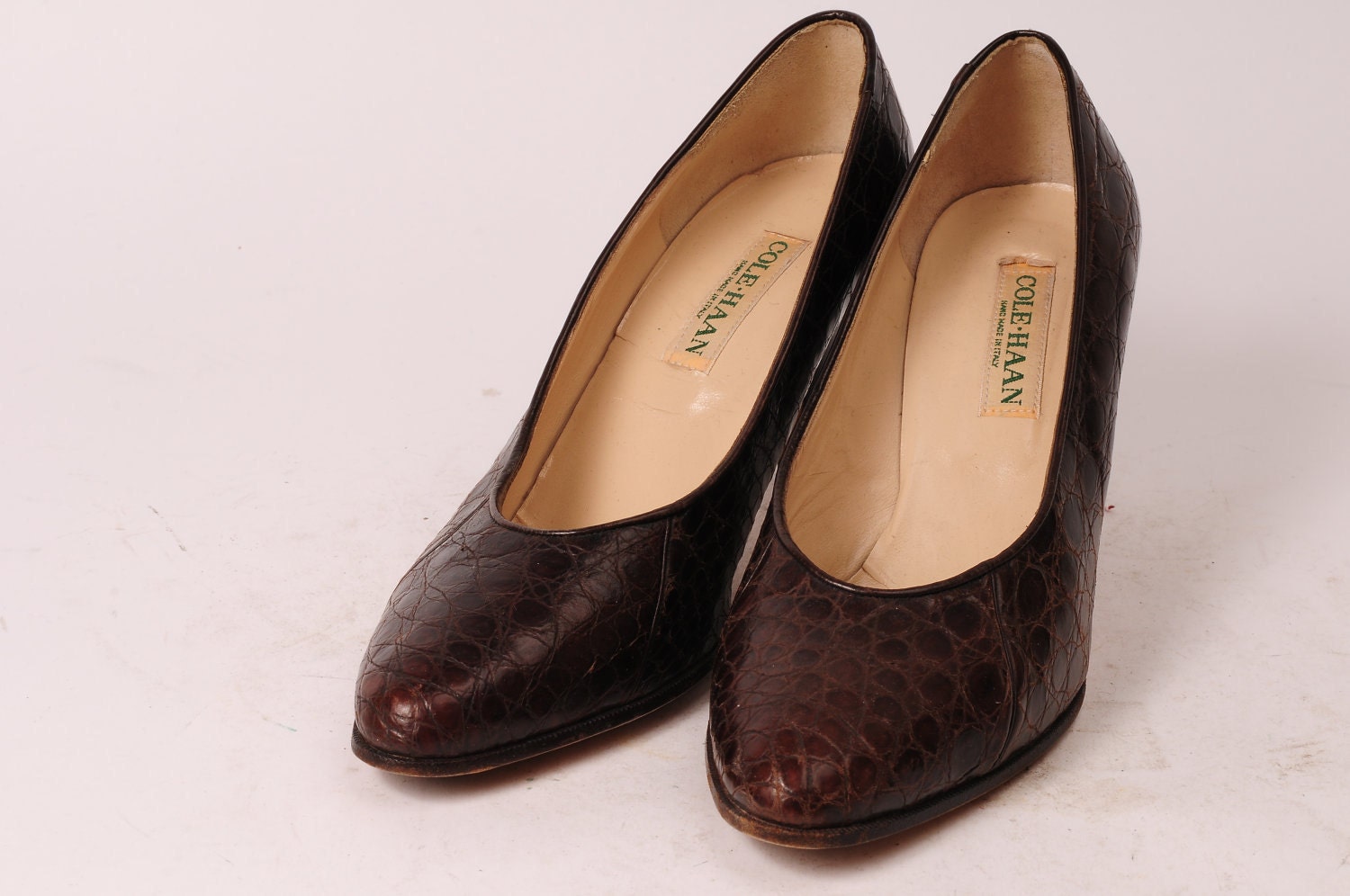 1980's Italian Cole Haan brown snakeskin high heels - Size 8.5
