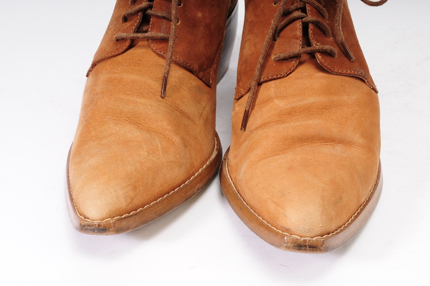 Pina Calada Size 8 Short Shoes