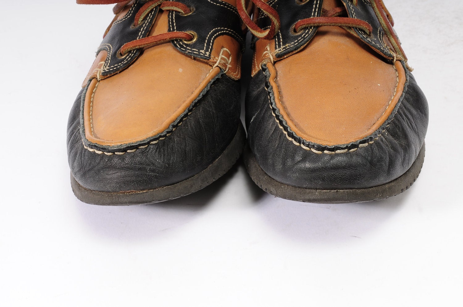 Boat Shoes Trotters Size 10