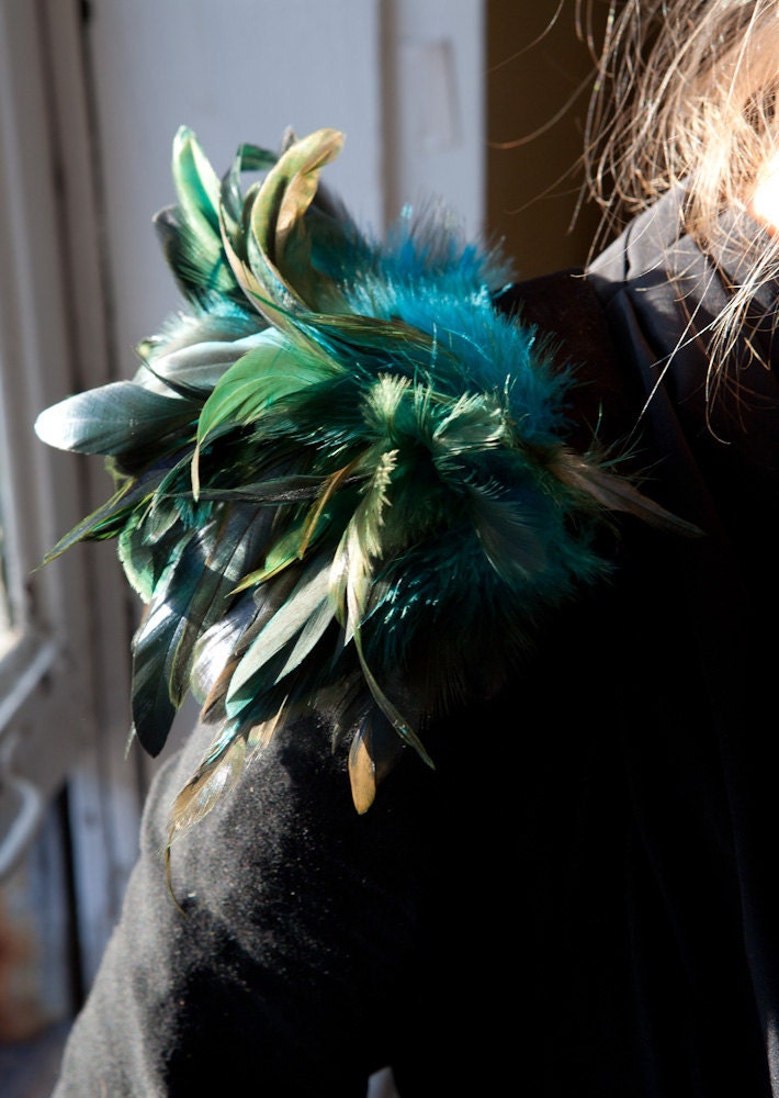 Large Feather Shoulder Epaulettes
