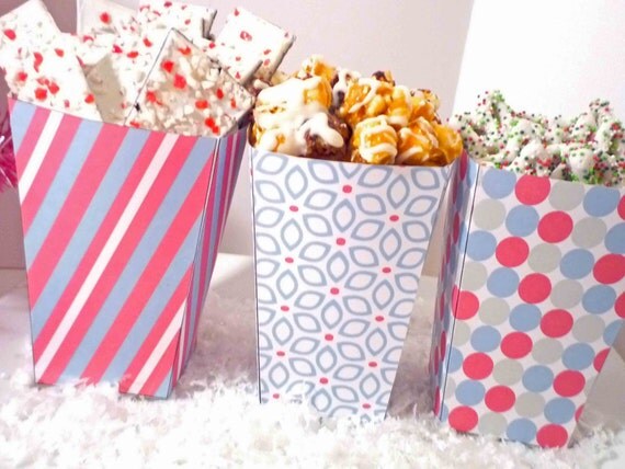 cupcake  Popcorn PRINTABLE Snow  Frosty vintage   wrappers Christmas Treat Party Vintage Boxes  popcorn