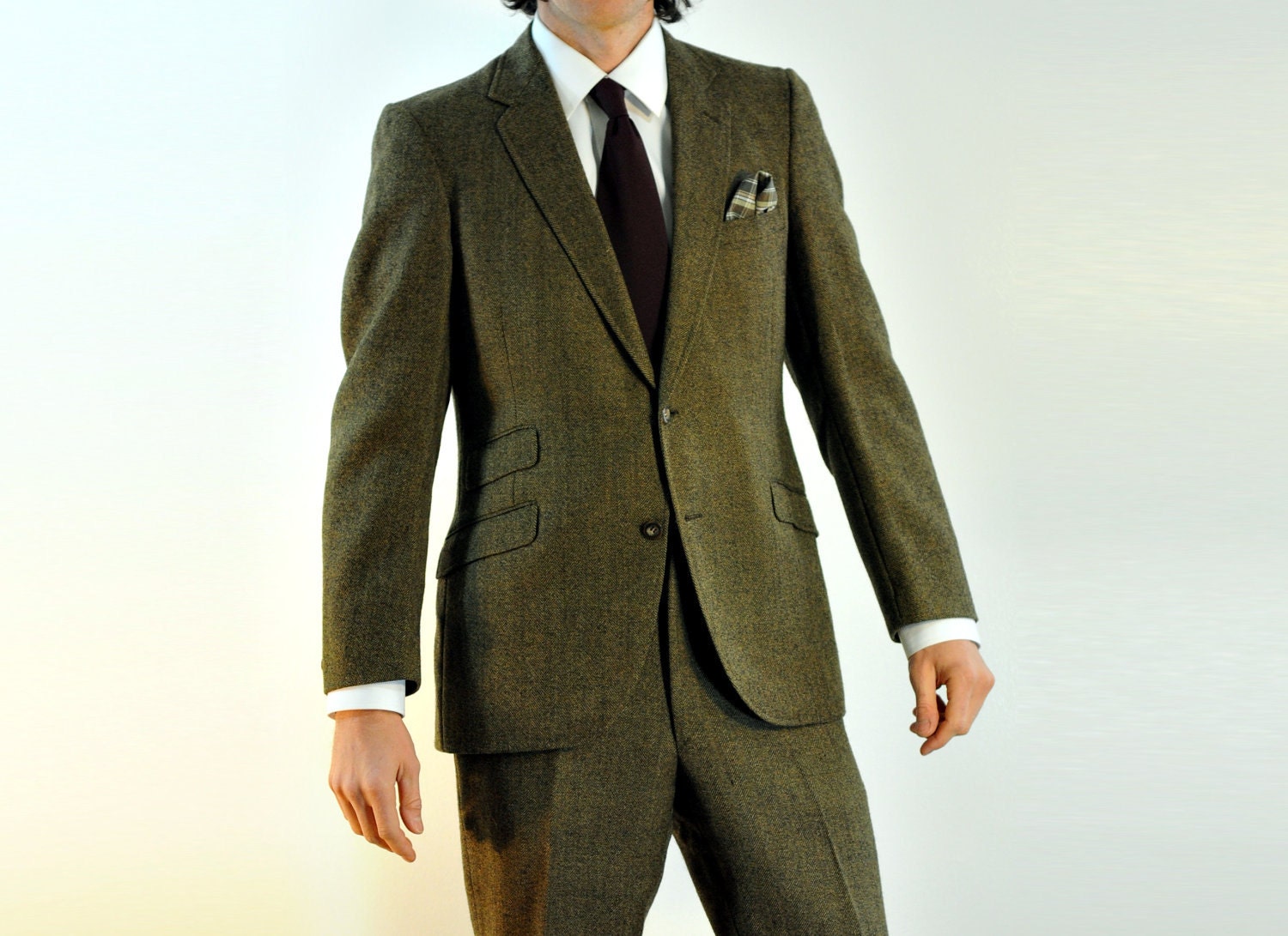 60s Mens Suit Herringbone Tweed Olive Green Skinny Lapel Goodman & Suss 38R 40R, 33W