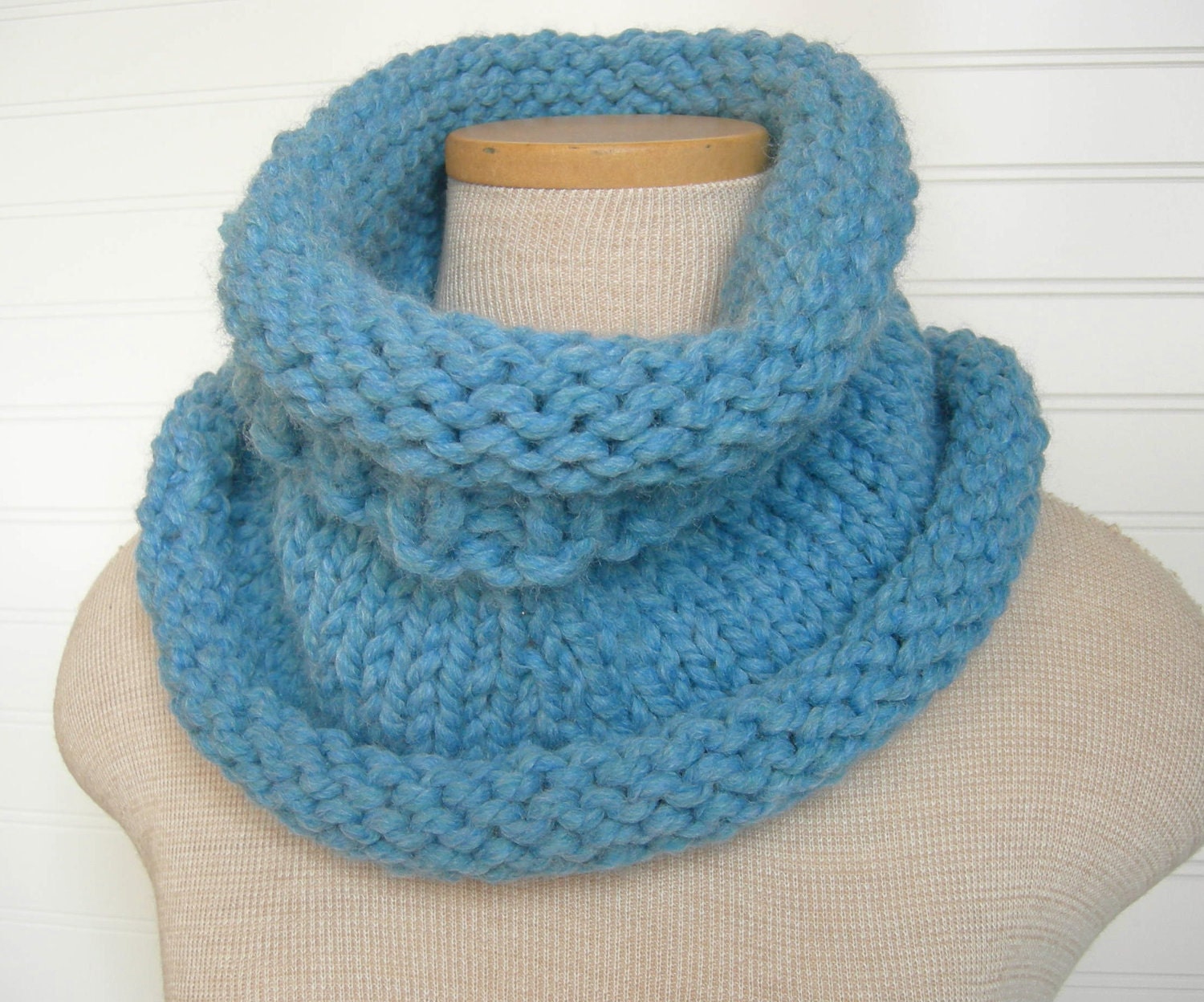 Robin's Egg Blue Circle Scarf, Chunky Knit Infinity Scarf