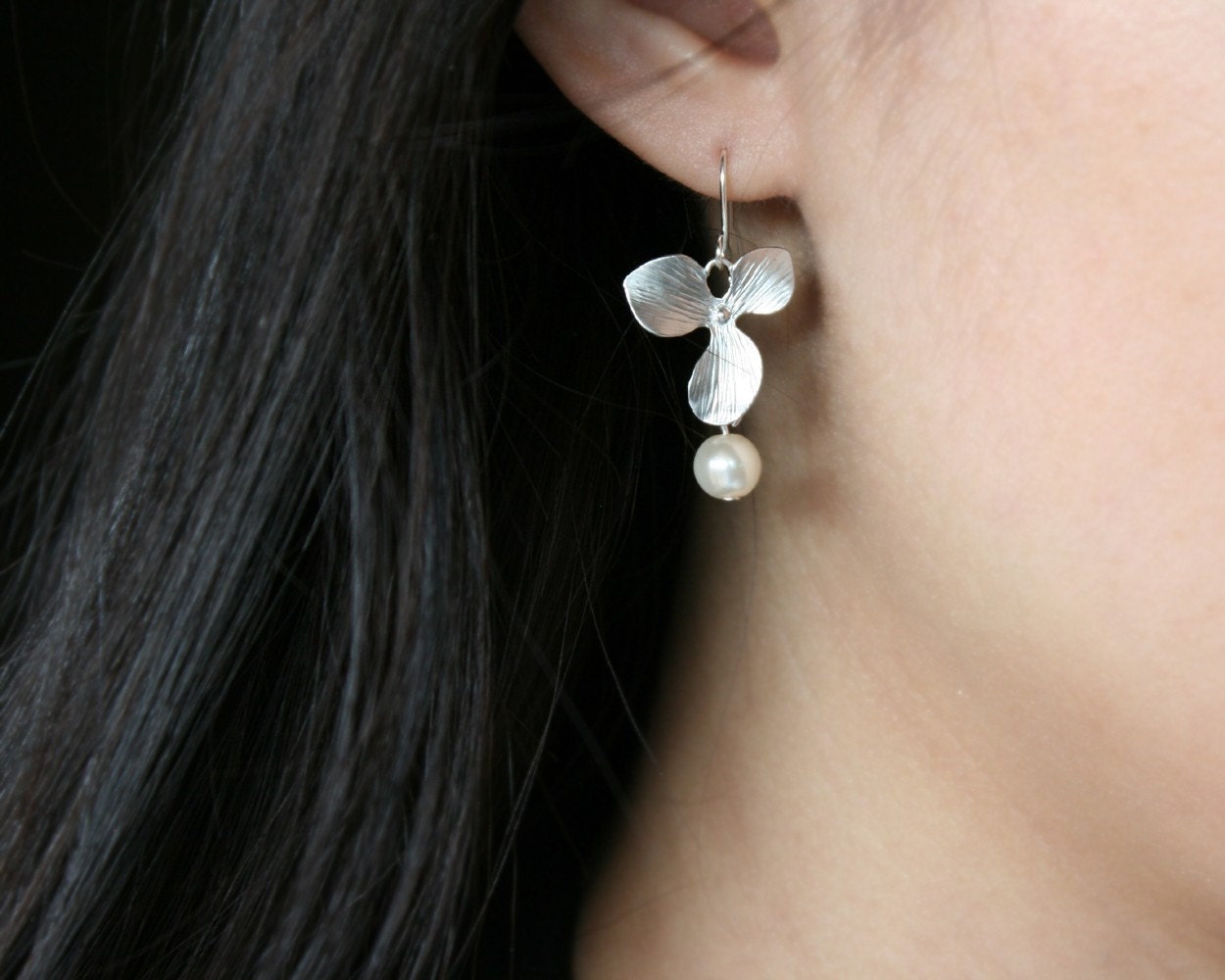 Orchid flower pearl earrings - Sterling Silver, wedding jewelry, bridesmaids gifts, birthday anniversary gifts, Christmas gifts