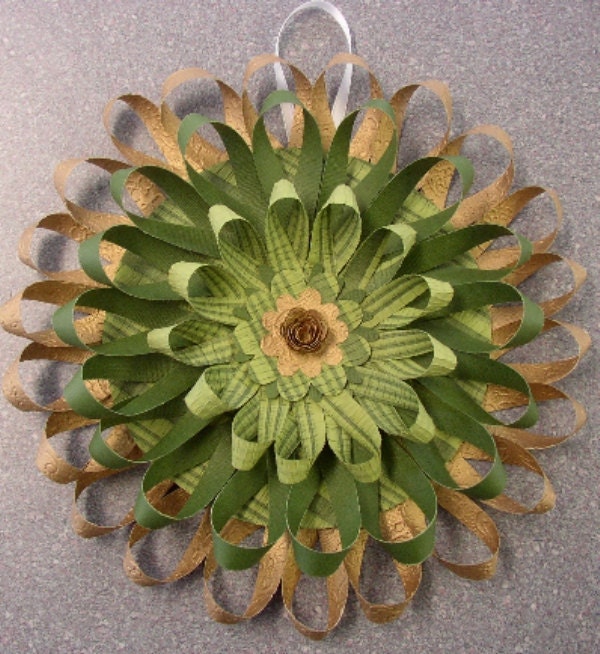 1950's Paper Loop Irish Hanging Wreath