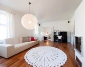Hooked Design white lace carpet, 200cm (78,7 in)
