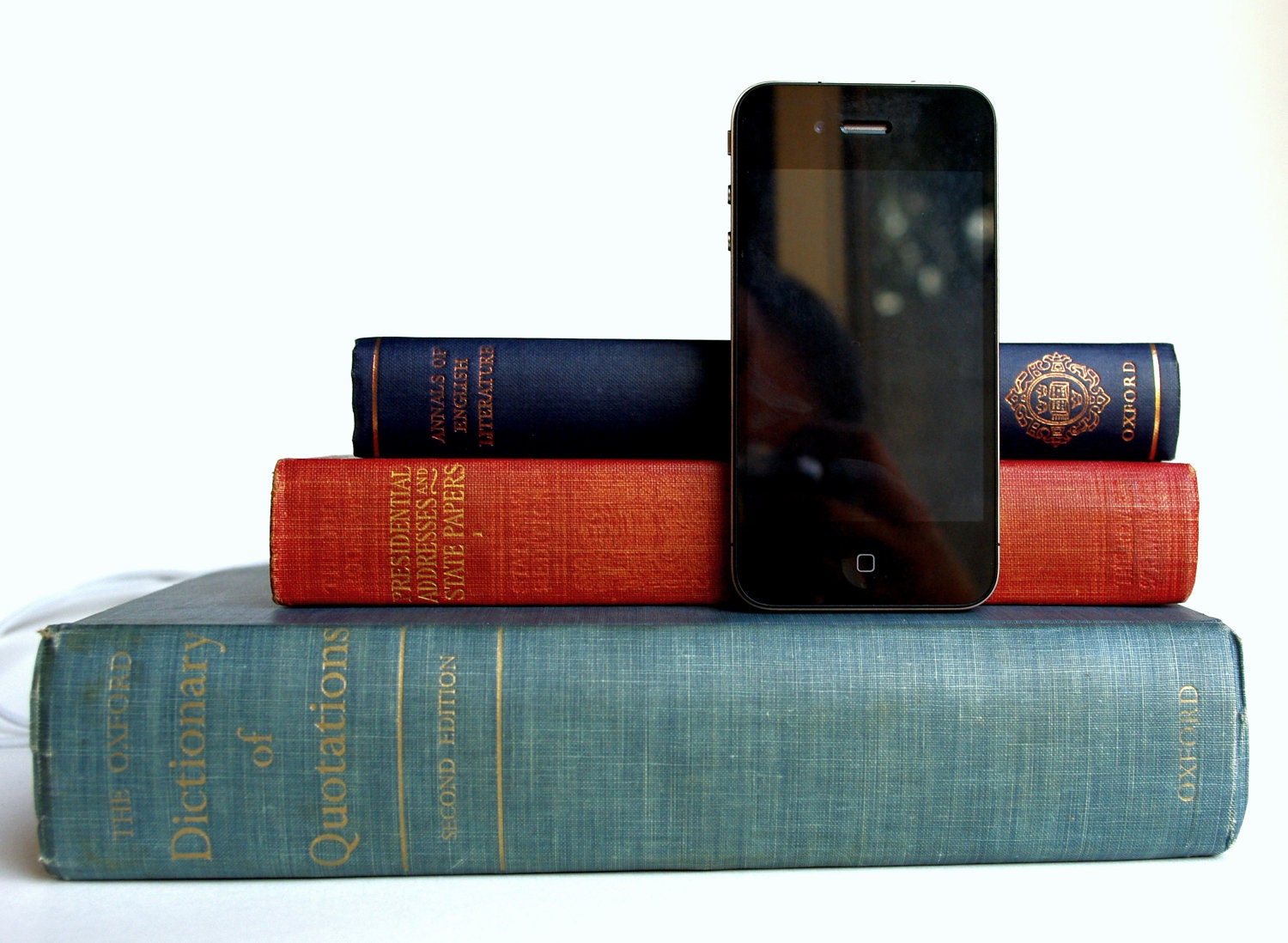 Blue and Red Triple Vintage Book Charging Dock for iPod and iPhone