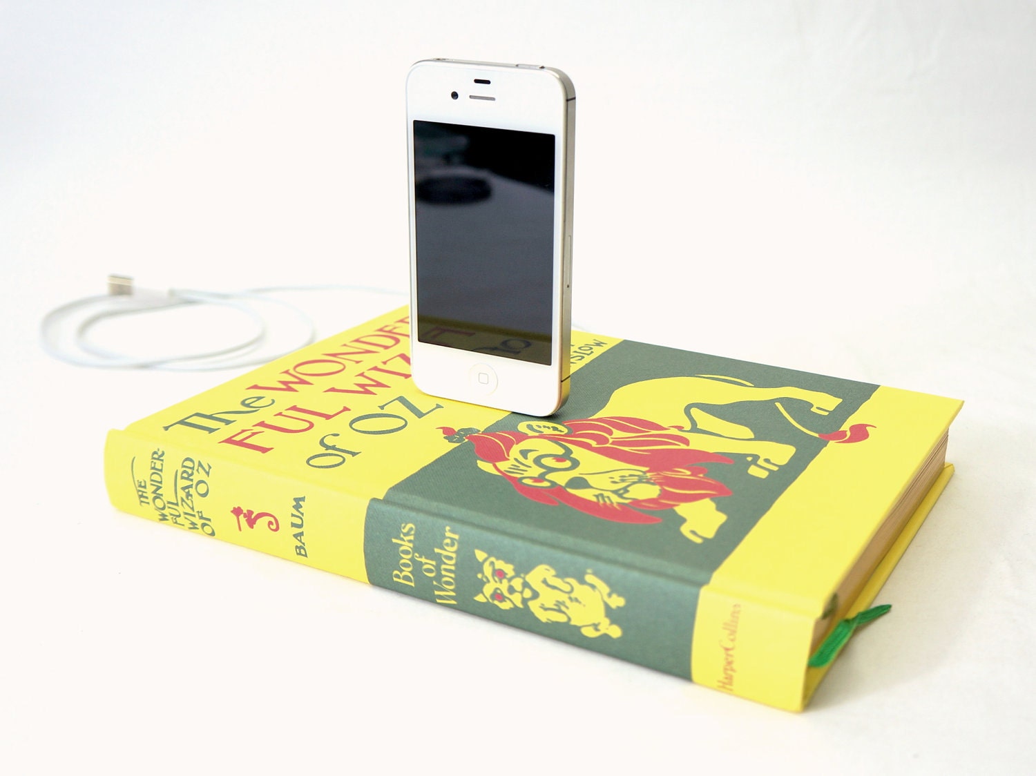 The Wizard of Oz booksi for iPhone and iPod
