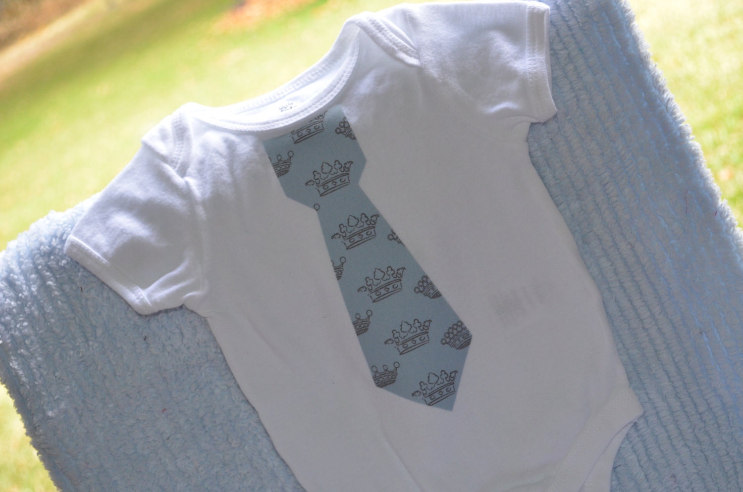 SUMMER Boy Tie Onesie  Little Prince Crowns  Boy Tie Onsie Photo Prop OneZ size newborn 0-3 / 3-6 / 6-9 / 12 / 24 months  Day Sunday Best