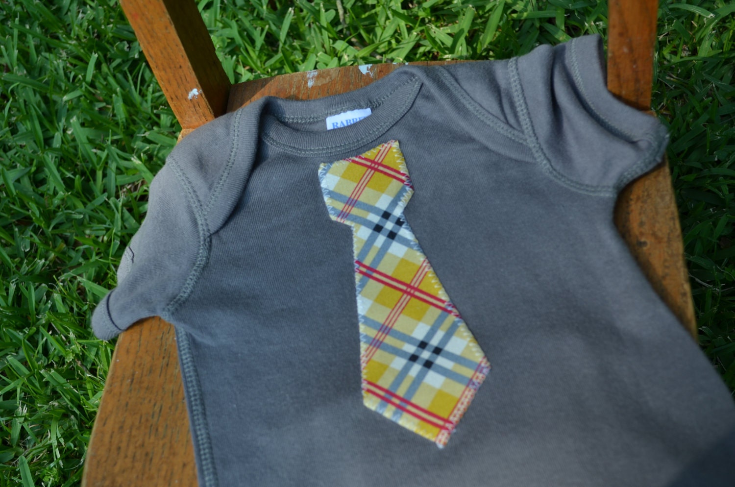 Baby Boy Onesie with Tie Little Man Tie for Fsther's Day - Slate Gray Onesie and Plaid Tie - Photo Prop - Summer - Birthday Outfit