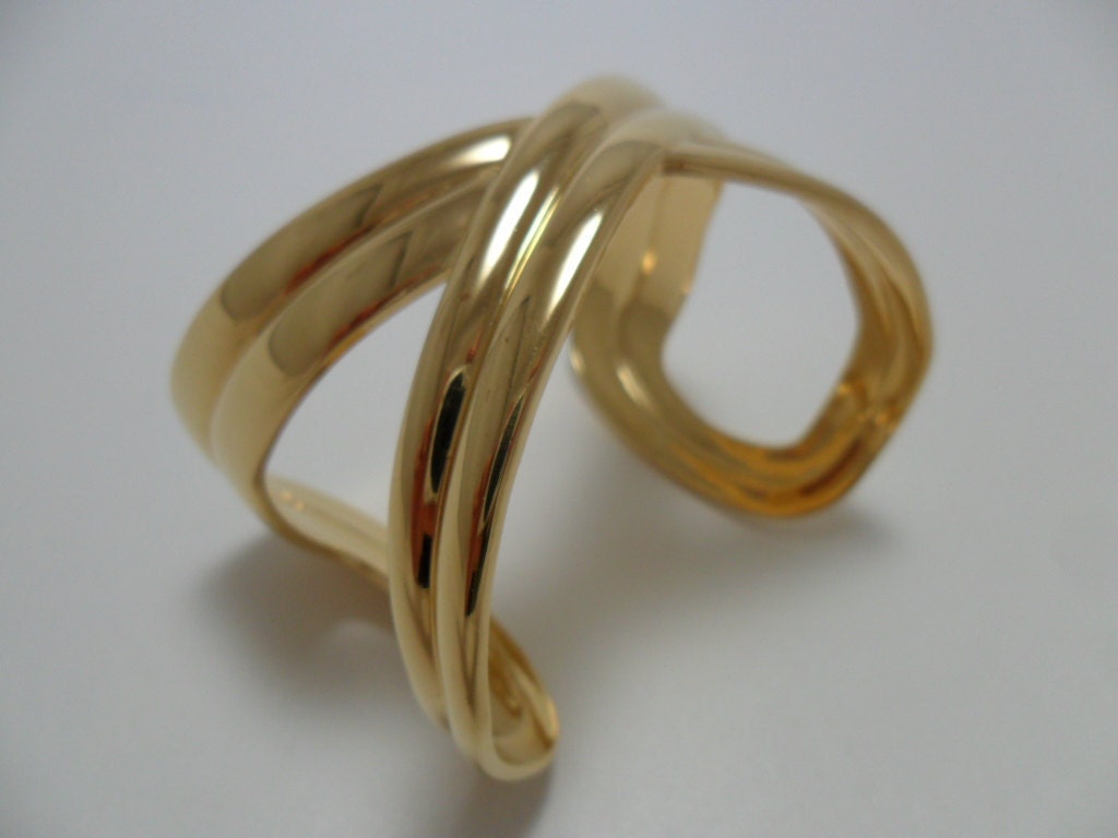 Vintage Bracelet / Cuff Shiny Gold Tone Metal Criss Cross Statement Jewelry 1980s