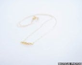 Necklace, The gold bar