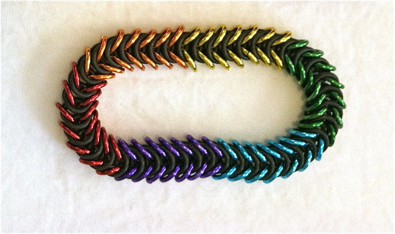 CUSTOM Bracelet, Stretchy Chainmaille, Boxy Link, Rainbow or Single Color