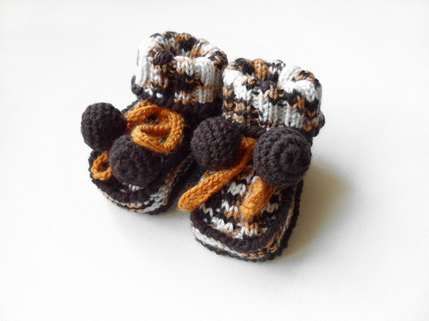 Hand Knitted Baby Booties - Brown and White - SasasHandcrafts
