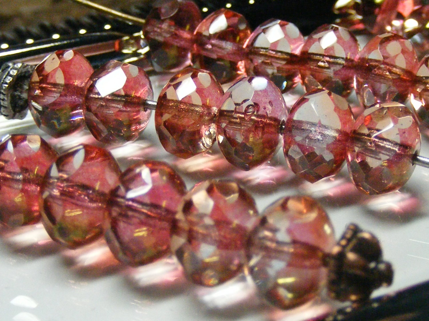 STRAWBERRY ROSE Czech Glass Rondell Bead 6x8mm 25ea