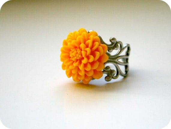 Golden Fall Mum Ring on Adjustable Silver Filigree -FREE SHIPPING and Free Ring Pouch