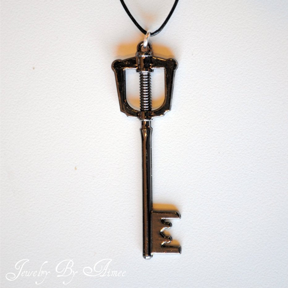 Kingdom Key - Kingdom Hearts Keyblade necklace