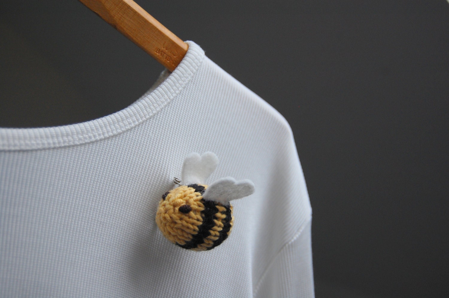 Bee Brooch- Bumble Bee Lapel Pin - Knit - Mother's Day - Easter - Spring - Natural Fibers - Yellow - Black - Stripes - Red - Crown