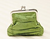 4.5" Tucked Green Silk Coin Purse