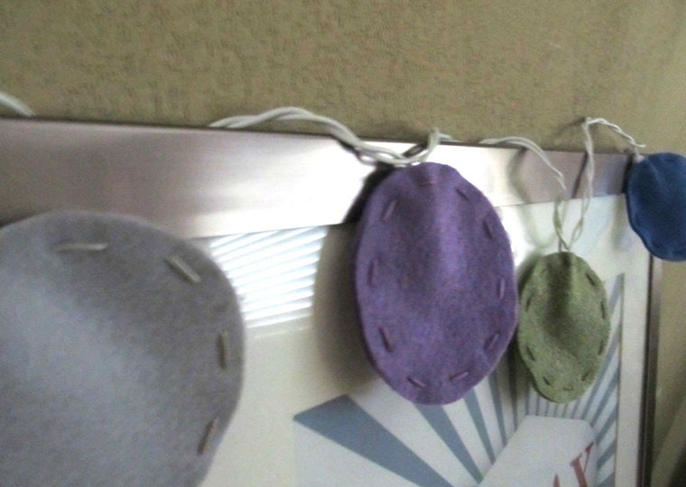 Felt Circle Twinkle Lights (lake blue, violet, olive green, and soft gray)