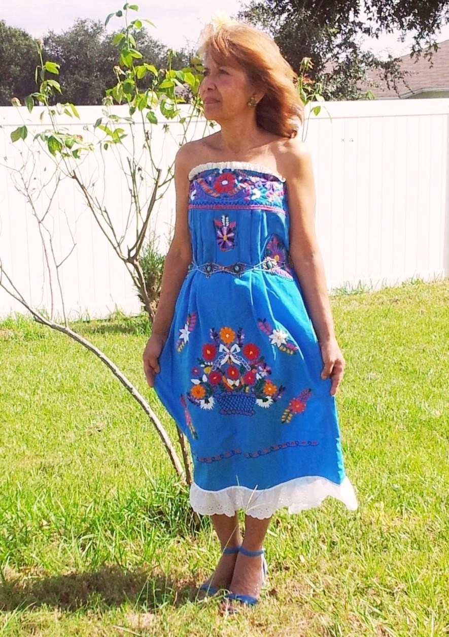 Vintage Embroidered Mexican Dress Strapless Adorned with White Lace