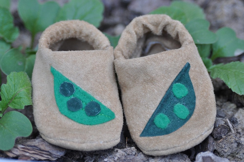 SALE Eco Friendly Suede Baby Shoes with Veggies 0-6 months