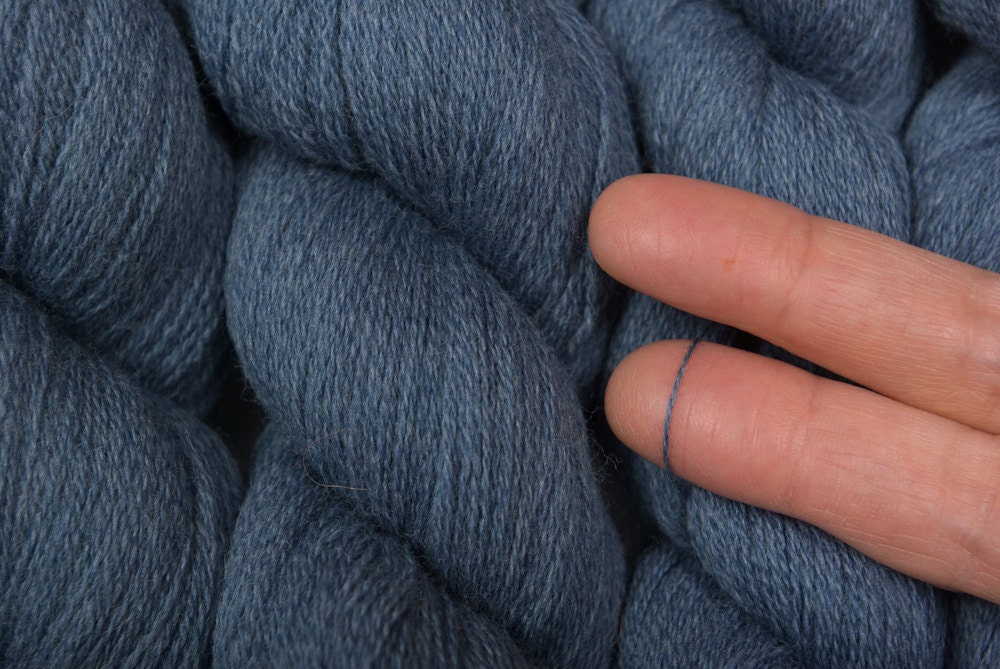Recycled Yarn Heather Gray Blue Extra Fine Merino 1000 yards
