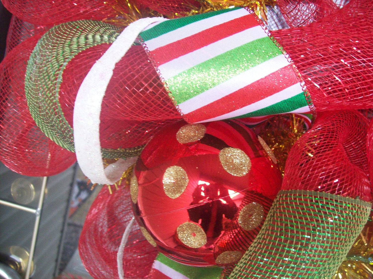 Holiday Fun Christmas Mesh Wreath