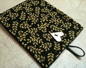 iPhone iPod Black Gold Leaves Cotton Case Cover Sleeve