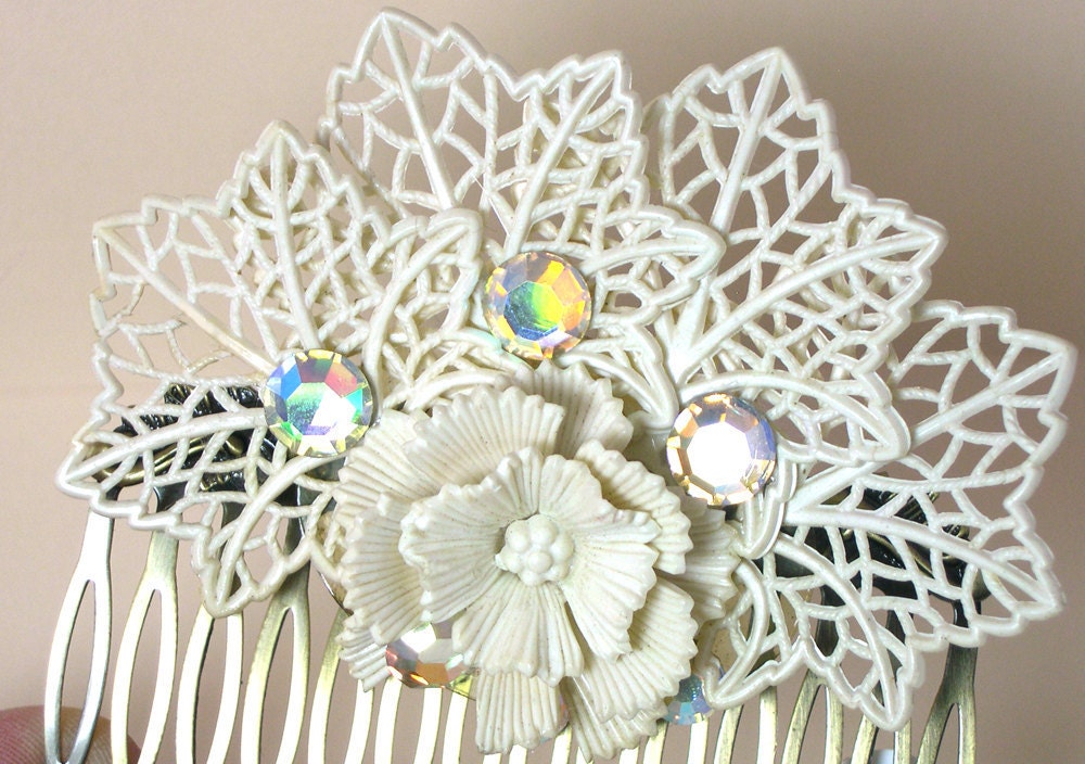 Upcycled White Hair Comb, white hair comb, made with vintage jewelry, eco friendly, wedding, bridal, prom, ooak hairclip