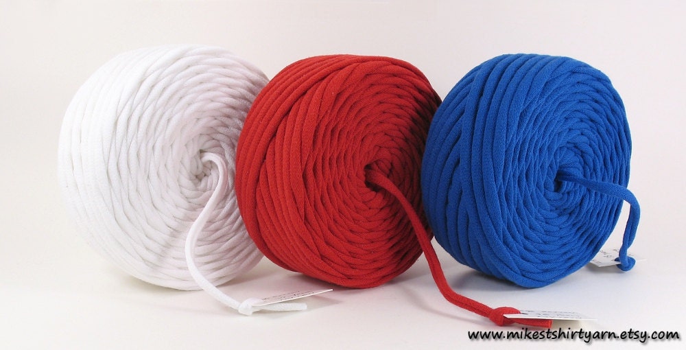 4th of July Recycled T Shirt Yarn 116 Yards 3 Balls Red White and Blue