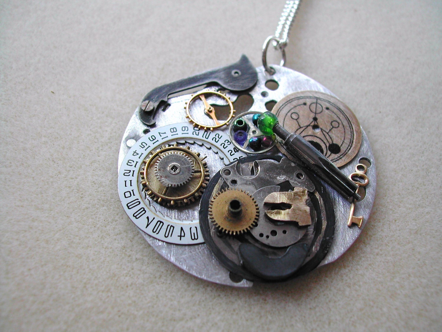 Doctor Who Necklace "Engine of the Tardis"