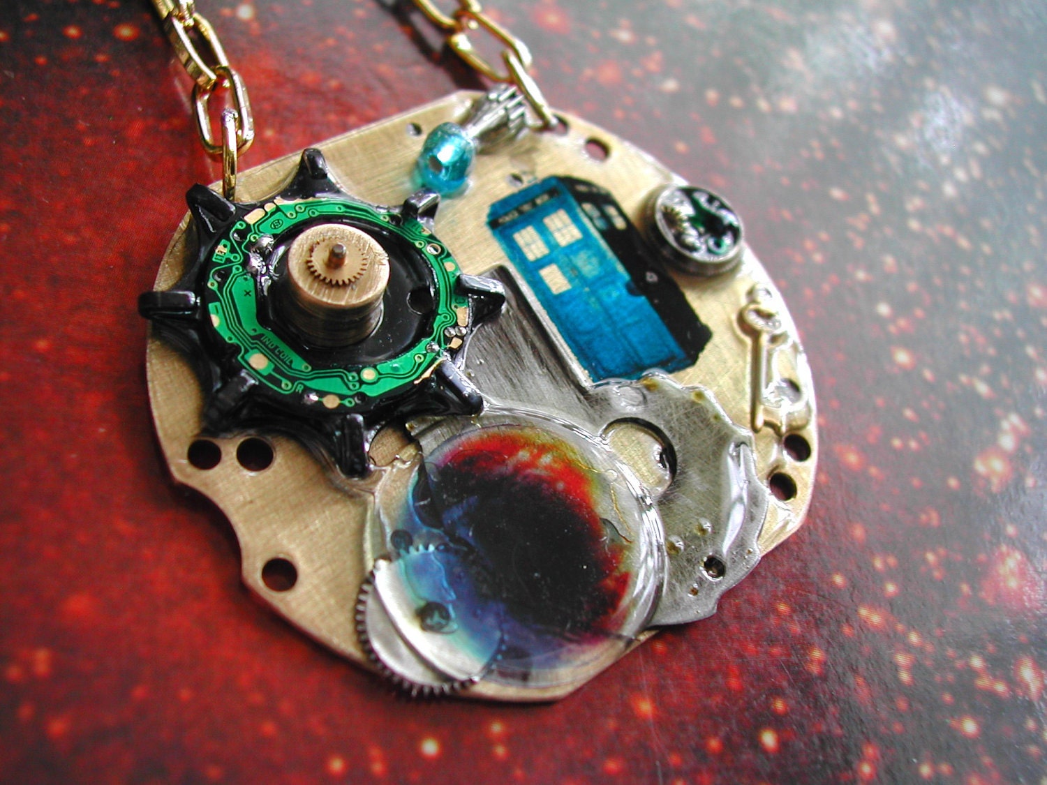 Doctor Who Necklace Steampunk "The Impossible Planet"