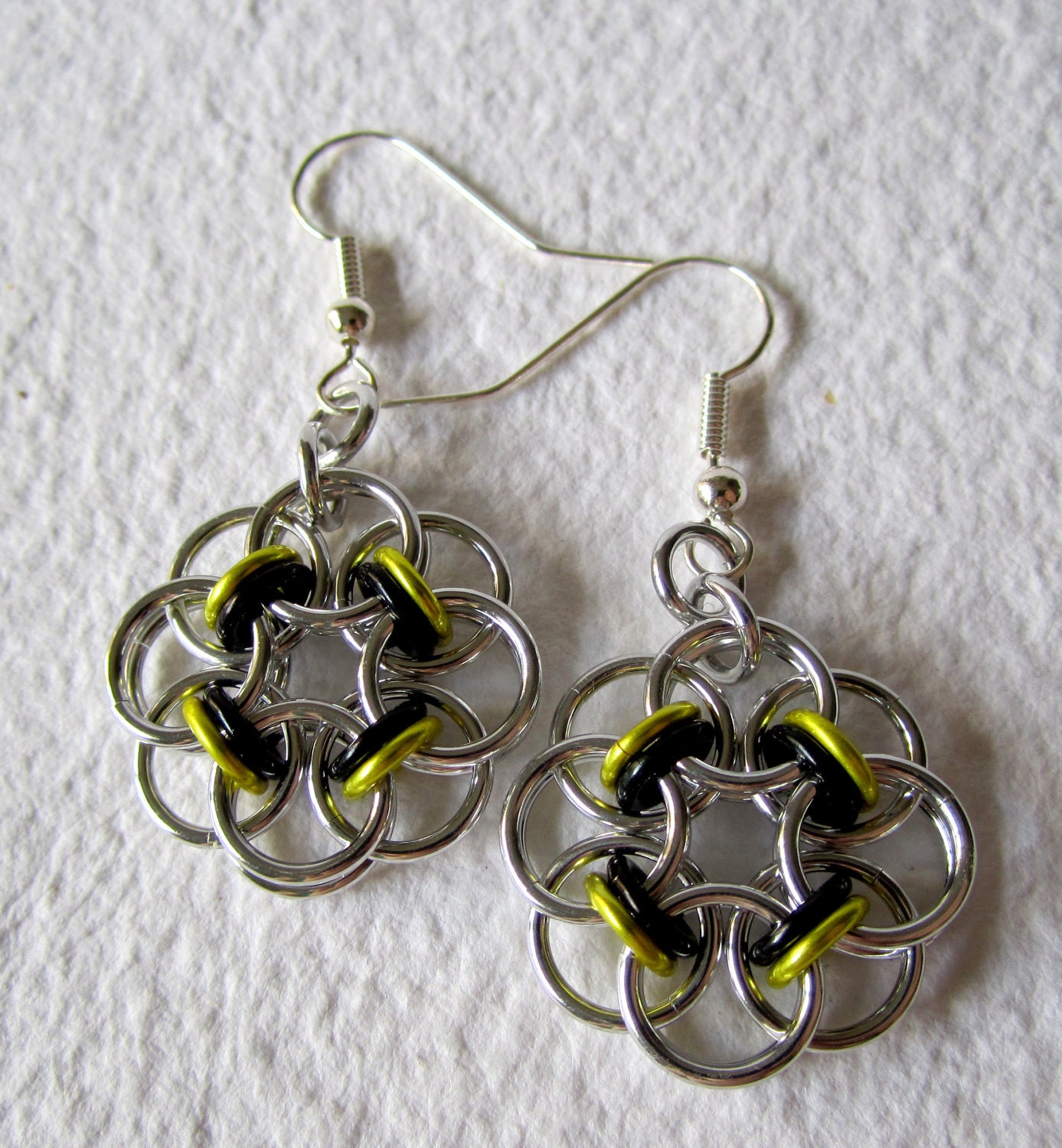 Hufflepuff Chain Flower Earrings