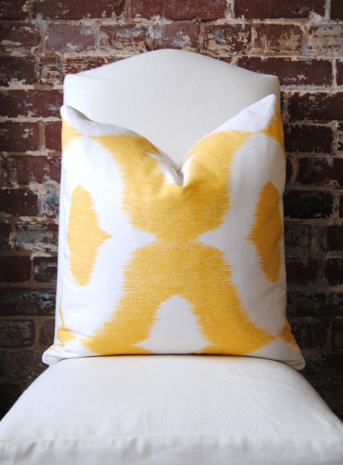 Dalesford - Duralee - Yellow -  20 in square - Designer Pillow - Decorative Pillow - Throw Pillow