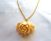 Cream Cabochon Flower Necklace on Chain
