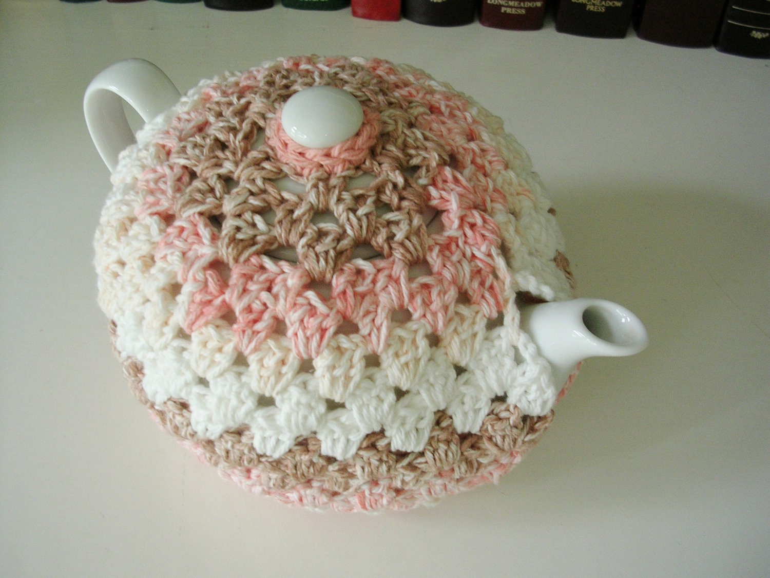 Crochet Teapot Cozy - Shaded Peach