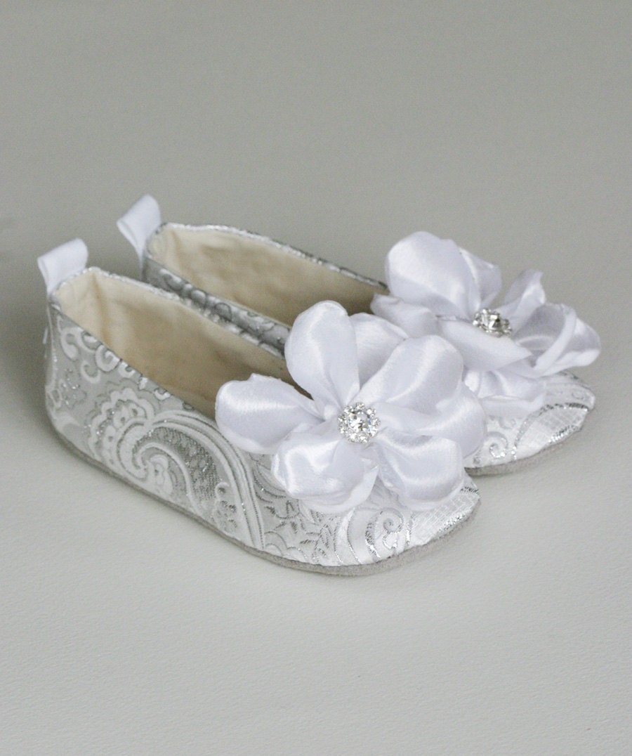 Toddler shoes - Flower Girl Ballet Flat - Ballet Slipper - Silver & White Metallic Brocade - Baby Sizes also avil.Baby Souls Baby Shoes
