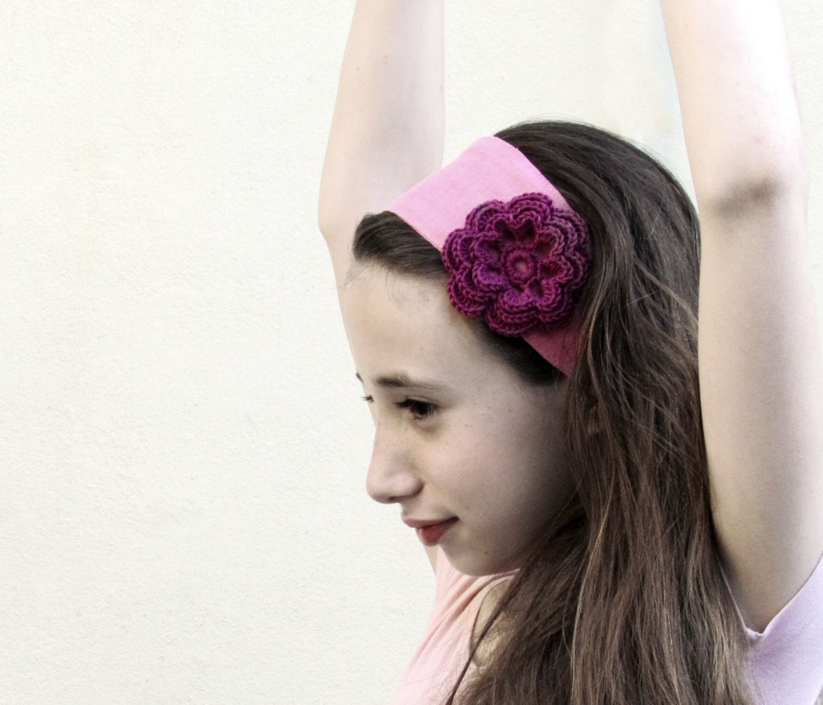 Headband with crochet flower / Pink linen / beautiful girl / bridesmaid / pink and purple / vintage style
