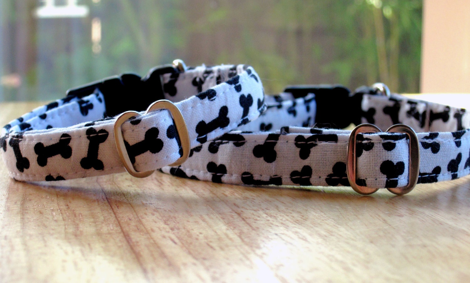 Puppy Bones - Eco Dog Collar - Medium Large