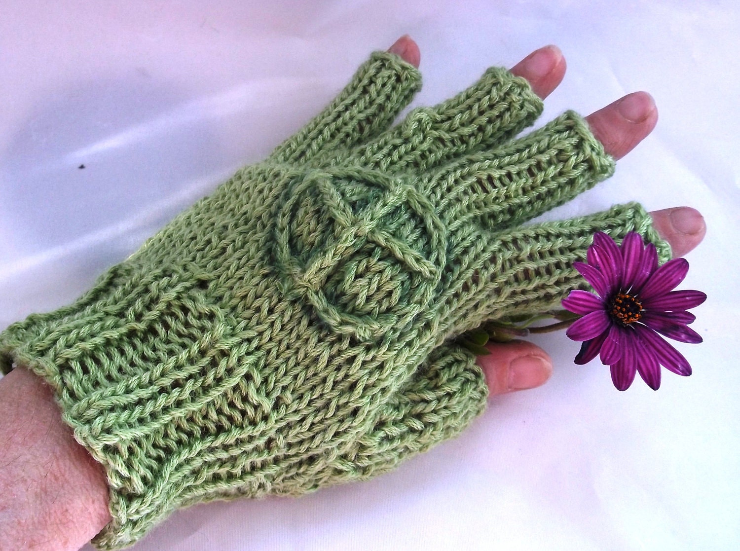 Green Fingerless, Half Finger Gloves with Peace Sign