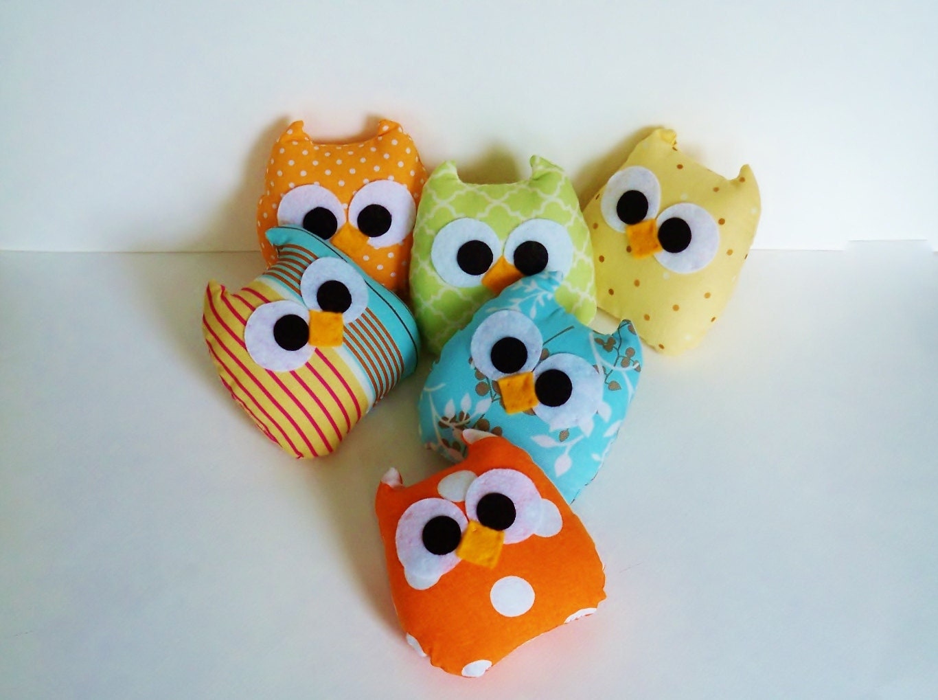 5 colorful mini owls u can choose any color u like