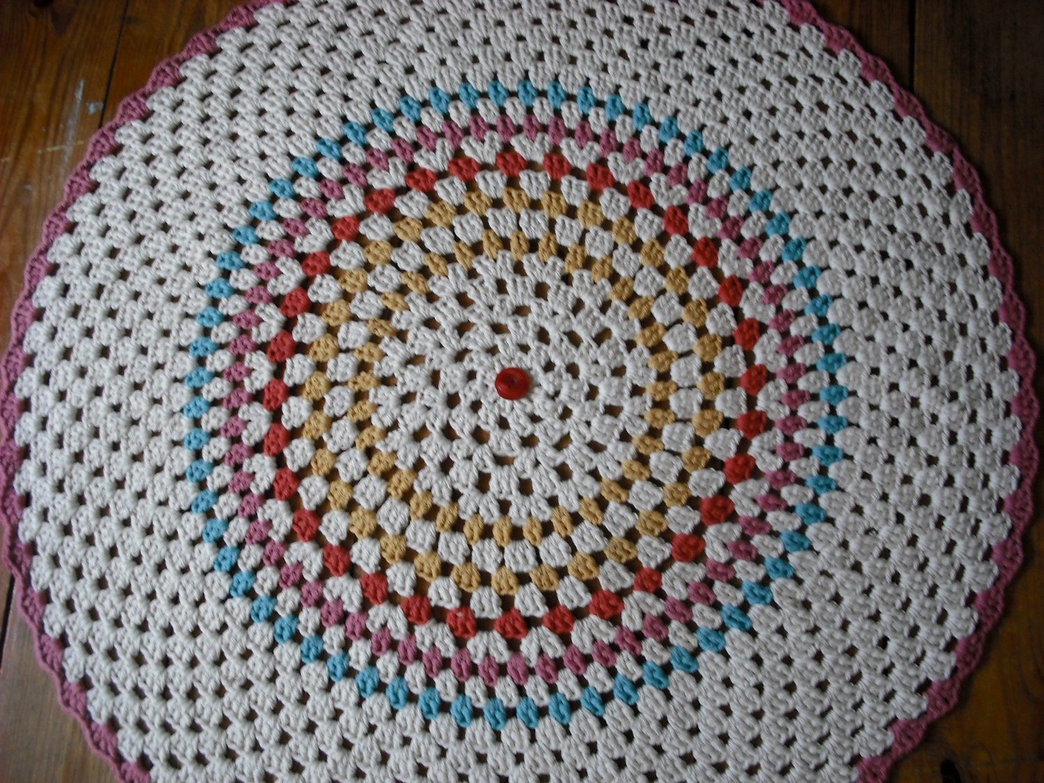PDF CROCHET PATTERN Ruffled Granny Rug