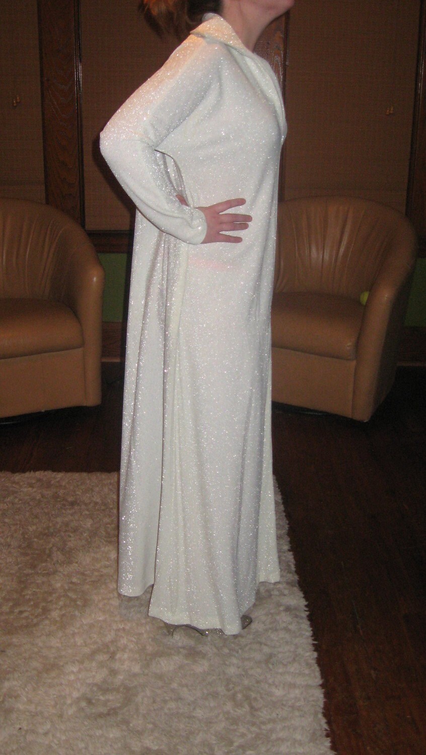 ... Lord and Taylor Off White Rayon and Silver Metallic Hostess Dress Size