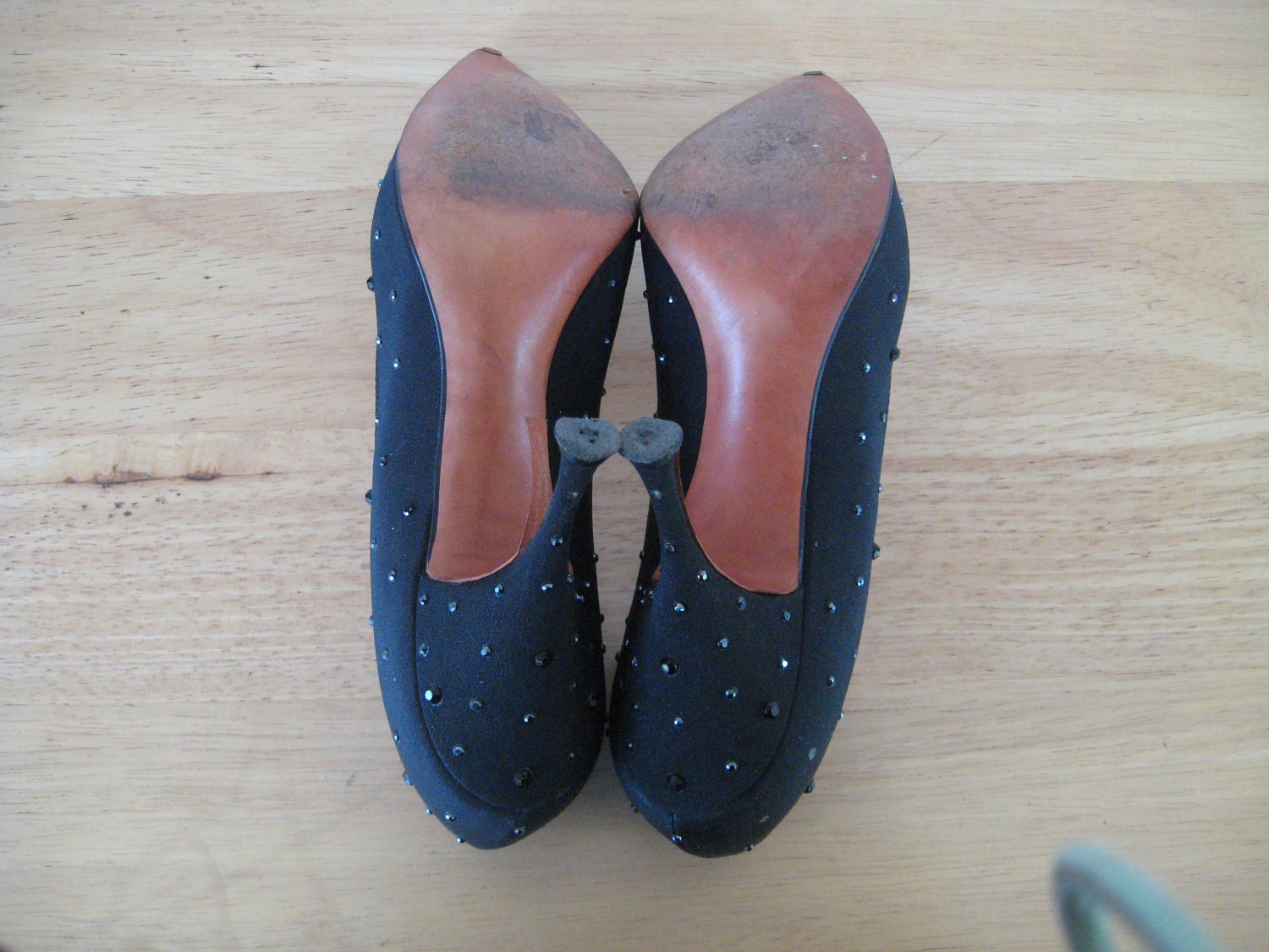 1950s Black Crystal Stilletto Pumps size 7 AAA by Miggi Fiddle Last
