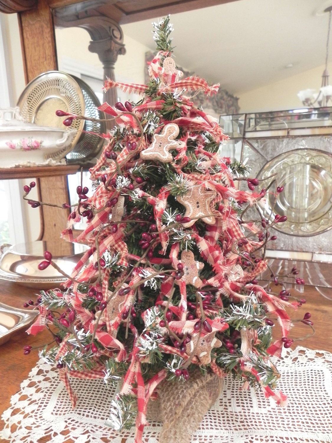 Country Red Christmas Tree 15" Gingerbread Kitchen Table or Desk Tree