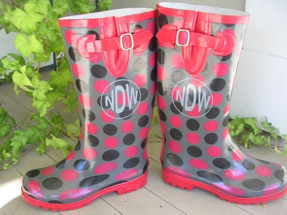 Rain boot decals, Personalized vinyl monogram set of 2 for rainboots, wedding favors, wine glasses, laptop or cell phone