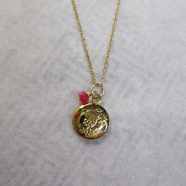 18k yellow gold locket with red ruby bead gold chain necklace - delicate jewelry for bridal or everyday
